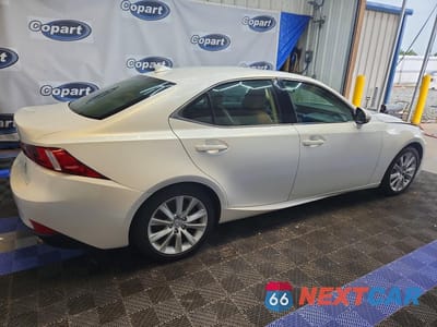 Trzecie zdjęcie samochodu z tyłu: 2016 LEXUS IS 200T VIN:JTHBA1D23G5013103 - miniatura