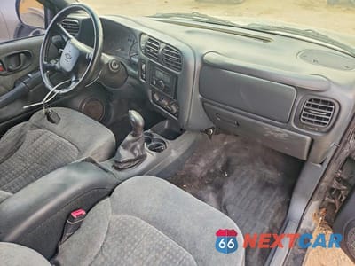 Zdjęcie 8 z 12 samochodu: 2002 CHEVROLET BLAZER VIN:1GNCT18W02K194224 - miniatura