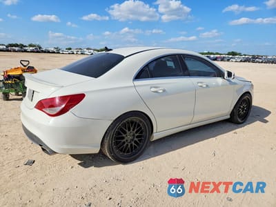 Trzecie zdjęcie samochodu z tyłu: 2016 MERCEDES-BENZ CLA 250 VIN:WDDSJ4EB3GN339054 - miniatura