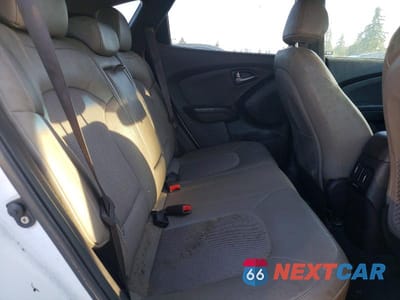 Zdjęcie 11 z 13 samochodu: 2014 HYUNDAI TUCSON SE VIN:KM8JUCAG8EU914756 - miniatura