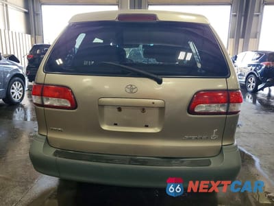 Zdjęcie 6 z 13 samochodu: 2003 TOYOTA SIENNA CE VIN:4T3ZF19C93U552914 - miniatura