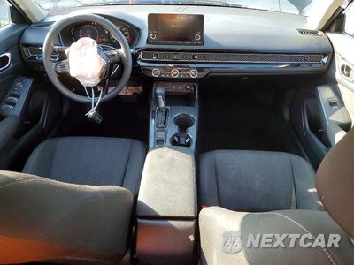 Zdjęcie 8 z 12 samochodu: 2026 HONDA CIVIC LX VIN:2HGFE2F20TH530793 - miniatura