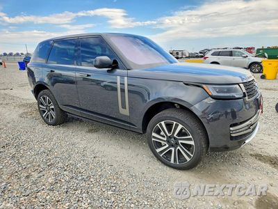 Czwarte zdjęcie samochodu z boku: 2023 LAND ROVER RANGE ROVER SE VIN:SALKP9E75PA055703 - miniatura