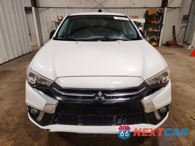 Piąte zdjęcie samochodu w środku: 2018 MITSUBISHI OUTLANDER SPORT ES VIN:JA4AR3AU4JU014842 - miniatura