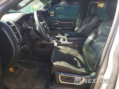 Zdjęcie 7 z 12 samochodu: 2020 RAM 1500 LARAMIE VIN:1C6SRFJT4LN314775 - miniatura