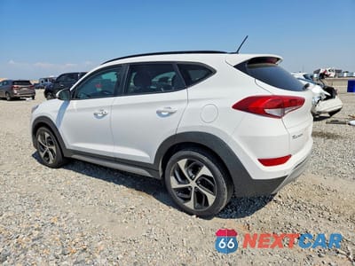 Drugie zdjęcie samochodu z przodu: 2017 HYUNDAI TUCSON VALUE VIN:KM8J3CA2XHU570519 - miniatura
