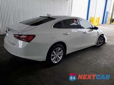 Trzecie zdjęcie samochodu z tyłu: 2019 CHEVROLET MALIBU LT VIN:1G1ZD5ST1KF135965 - miniatura