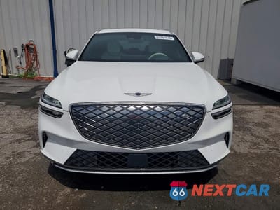 Piąte zdjęcie samochodu w środku: 2025 GENESIS ELECTRIFIED GV70 ADVANCED VIN:5NMMCET10SH005731 - miniatura