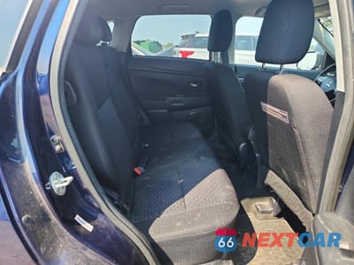 Zdjęcie 10 z 12 samochodu: 2011 MITSUBISHI OUTLANDER SPORT SE VIN:JA4AR4AU4BZ008873 - miniatura