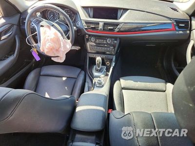 Zdjęcie 8 z 13 samochodu: 2015 BMW X1 XDRIVE28I VIN:WBAVL1C56FVY37290 - miniatura