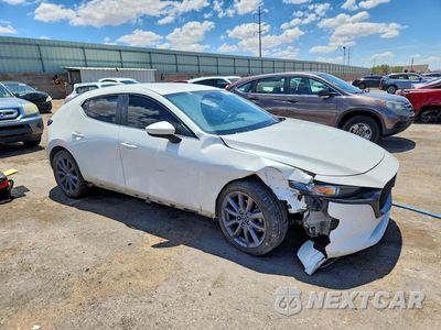 Czwarte zdjęcie samochodu z boku: 2019 MAZDA 3 VIN:JM1BPBJM2K1125189 - miniatura