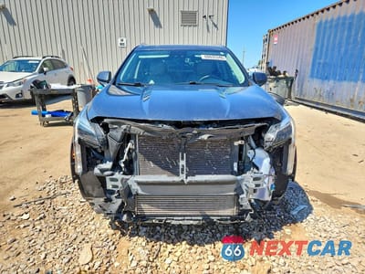 Piąte zdjęcie samochodu w środku: 2021 CADILLAC XT4 LUXURY VIN:1GYFZBR41MF026220 - miniatura