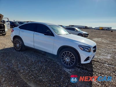 Czwarte zdjęcie samochodu z boku: 2018 MERCEDES-BENZ GLC COUPE 300 4MATIC VIN:WDC0J4KBXJF431389 - miniatura