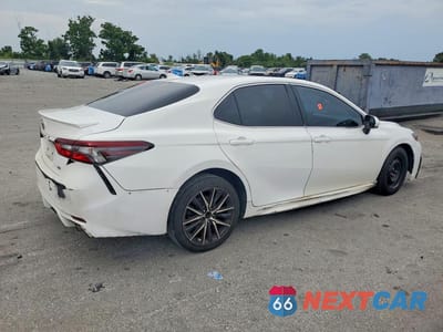 Trzecie zdjęcie samochodu z tyłu: 2021 TOYOTA CAMRY SE VIN:4T1G11AK1MU530859 - miniatura