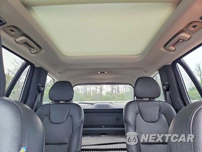 Zdjęcie 10 z 14 samochodu: 2022 VOLVO XC90 T6 MOMENTUM VIN:YV4A221K1N1836411 - miniatura