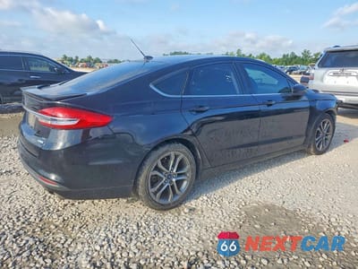 Trzecie zdjęcie samochodu z tyłu: 2017 FORD FUSION SE VIN:3FA6P0HD5HR353865 - miniatura