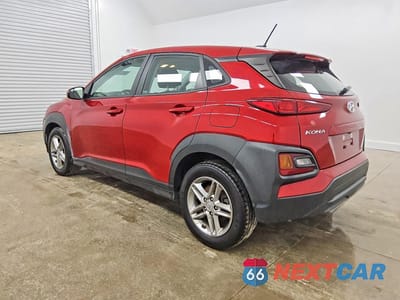 Drugie zdjęcie samochodu z przodu: 2021 HYUNDAI KONA SE VIN:KM8K1CAA5MU675240 - miniatura