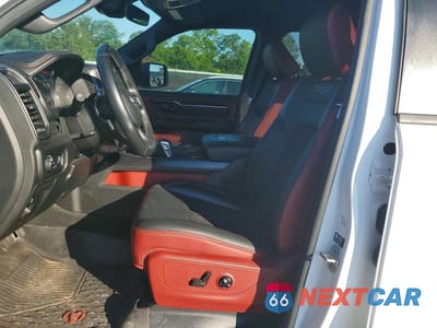 Zdjęcie 7 z 12 samochodu: 2022 RAM 1500 TRX VIN:1C6SRFU9XNN413992 - miniatura