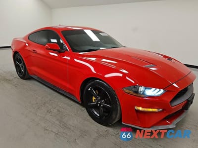 Czwarte zdjęcie samochodu z boku: 2020 FORD MUSTANG VIN:1FA6P8THXL5176024 - miniatura