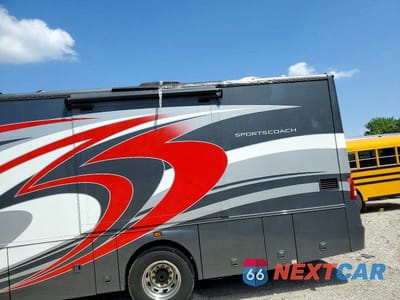 Zdjęcie 9 z 10 samochodu: 2018 FREIGHTLINER CHASSIS XC - RV VIN:4UZAB2FC0JCJT5812 - miniatura