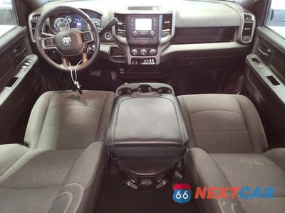 Zdjęcie 8 z 12 samochodu: 2021 RAM 2500 TRADESMAN VIN:3C6UR5HL8MG532835 - miniatura
