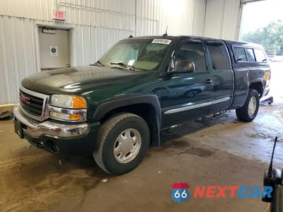 2003 GMC NEW SIERRA K1500 2GTEK19T631392526 - główne zdjęcie licytacji z USA - miniatura