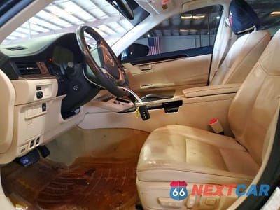 Zdjęcie 7 z 12 samochodu: 2013 LEXUS ES 350 VIN:JTHBK1GG1D2075648 - miniatura