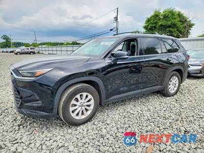 2024 TOYOTA GRAND HIGHLANDER XLE 5TDAAAB55RS065789 - główne zdjęcie licytacji z USA - miniatura
