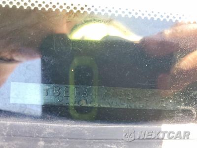 Zdjęcie 12 z 12 samochodu: 2005 TOYOTA TUNDRA DOUBLE CAB SR5 VIN:5TBET34175S497997 - miniatura
