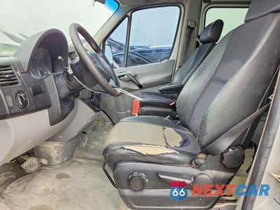 Zdjęcie 7 z 14 samochodu: 2016 MERCEDES-BENZ SPRINTER 2500 VIN:8BRPE8DD6GE122031 - miniatura