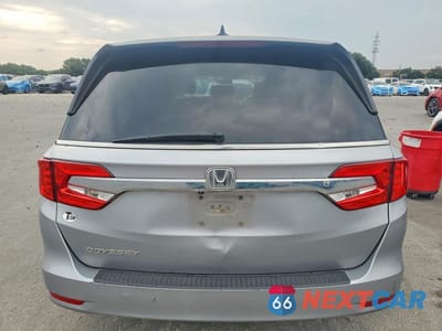 Zdjęcie 6 z 13 samochodu: 2018 HONDA ODYSSEY EXL VIN:5FNRL6H72JB002399 - miniatura