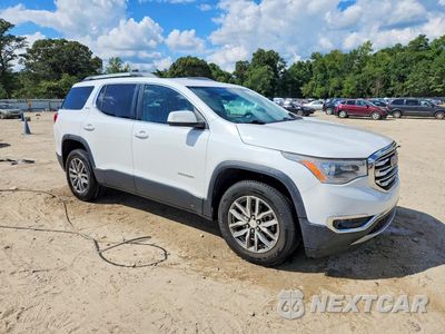 Czwarte zdjęcie samochodu z boku: 2017 GMC ACADIA SLE VIN:1GKKNLLS3HZ202223 - miniatura