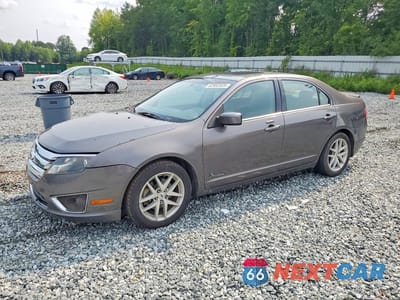 2010 FORD FUSION HYBRID 3FADP0L37AR426990 - główne zdjęcie licytacji z USA - miniatura