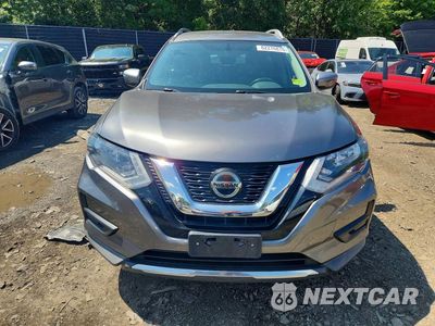 Piąte zdjęcie samochodu w środku: 2018 NISSAN ROGUE SV VIN:KNMAT2MVXJP511706 - miniatura