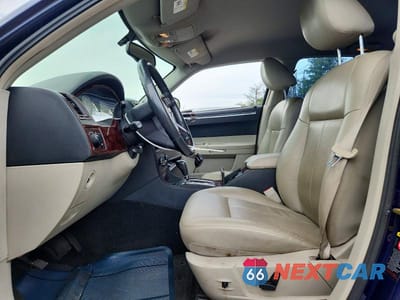 Zdjęcie 7 z 12 samochodu: 2005 CHRYSLER 300 TOURING VIN:2C3AA53G45H183174 - miniatura