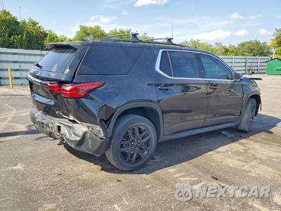 Trzecie zdjęcie samochodu z tyłu: 2022 CHEVROLET TRAVERSE LT VIN:1GNERHKW9NJ132324 - miniatura