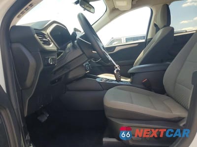Zdjęcie 7 z 13 samochodu: 2022 FORD ESCAPE SE VIN:1FMCU0G66NUC00534 - miniatura
