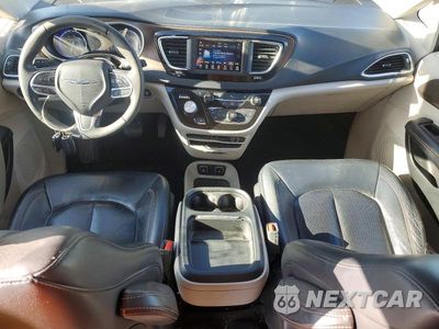 Zdjęcie 8 z 13 samochodu: 2018 CHRYSLER PACIFICA TOURING L VIN:2C4RC1BG7JR148877 - miniatura
