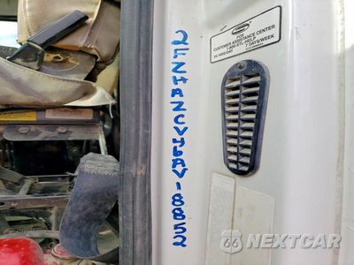 Zdjęcie 11 z 13 samochodu: 2006 STERLING L9500 DUMP TRUCK VIN:2FZHAZCV46AV18852 - miniatura