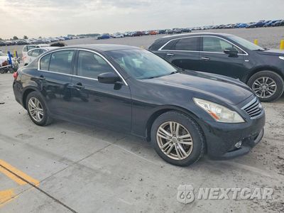 Czwarte zdjęcie samochodu z boku: 2013 INFINITI G37 SEDAN X VIN:JN1CV6AR2DM765324 - miniatura