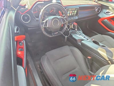 Zdjęcie 8 z 12 samochodu: 2016 CHEVROLET CAMARO SS VIN:1G1FF1R75G0136819 - miniatura