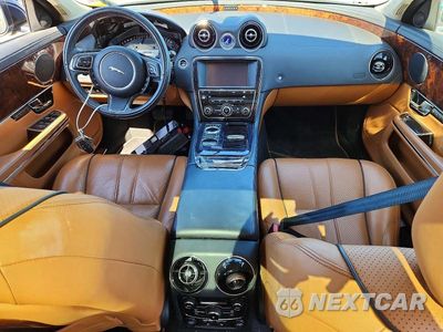 Zdjęcie 8 z 13 samochodu: 2011 JAGUAR XJL VIN:SAJWA2GB6BLV01066 - miniatura