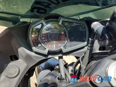 Zdjęcie 7 z 8 samochodu: 2023 KAWASAKI EX400 VIN:JKAEXKG16PDAS5724 - miniatura