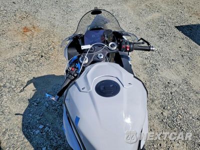 Zdjęcie 6 z 9 samochodu: 2025 BMW S 1000 RR VIN:WB10P2309S6L23091 - miniatura