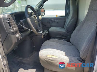 Zdjęcie 7 z 12 samochodu: 2017 CHEVROLET EXPRESS REFRIGERATED BOX TRUCK VIN:1GB0GRFF0H1336334 - miniatura