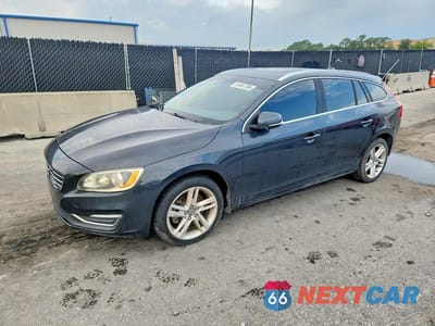 2015 VOLVO V60 PREMIER YV126MEB2F1199574 - główne zdjęcie licytacji z USA - miniatura