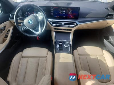 Zdjęcie 8 z 12 samochodu: 2023 BMW 330XE VIN:3MW39FS07P8D01610 - miniatura
