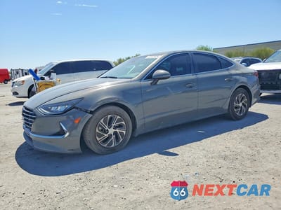 2022 HYUNDAI SONATA HYBRID BLUE KMHL24JJXNA049869 - główne zdjęcie licytacji z USA - miniatura