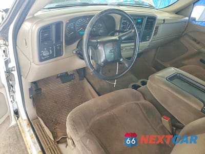 Zdjęcie 8 z 12 samochodu: 2002 CHEVROLET SILVERADO C1500 VIN:2GCEC19V021184994 - miniatura