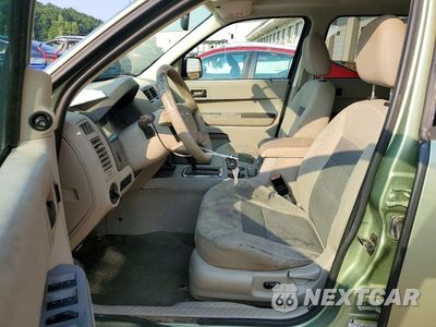 Zdjęcie 7 z 13 samochodu: 2008 FORD ESCAPE XLT VIN:1FMCU03118KD14774 - miniatura
